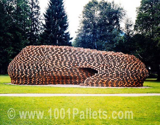 1300 Pallets Pavilion by Matthias Loebermann Pallet Sheds, Cabins, Huts & Playhouses 1300 Pallets Pavilion by Matthias Loebermann Pallet Sheds, Cabins, Huts & Playhouses
