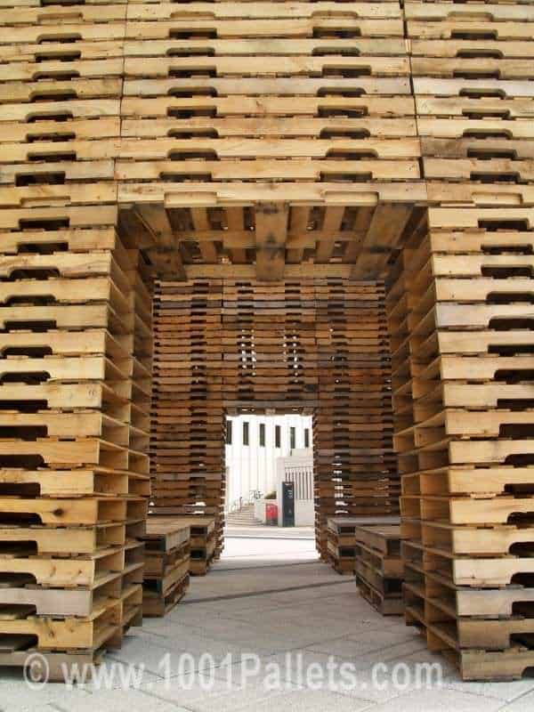 800 Pallets Installation by Justin Duchesneau & Phil Allard Pallet Store, Bar & Restaurant Decorations 800 Pallets Installation by Justin Duchesneau & Phil Allard Pallet Store, Bar & Restaurant Decorations