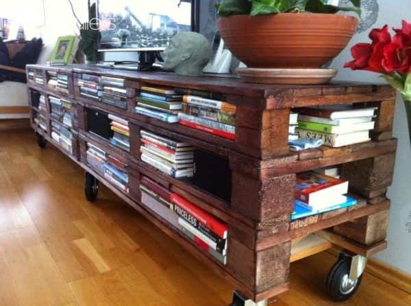Amazing & Practical Tv Set from Recycled Pallets Pallet TV Stands & Racks Amazing & Practical Tv Set from Recycled Pallets Pallet TV Stands & Racks