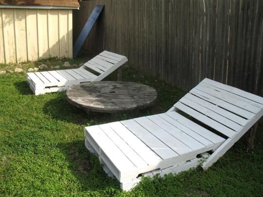 Diy: Pallet Lounge Chairs Lounges & Garden Sets Diy: Pallet Lounge Chairs Lounges & Garden Sets