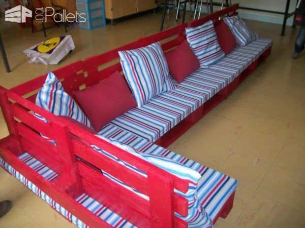 Pallet Reading Corner For A School Fun Pallet Crafts for Kids Pallet Benches, Pallet Chairs & Stools Pallet Reading Corner For A School Fun Pallet Crafts for Kids Pallet Benches, Pallet Chairs & Stools