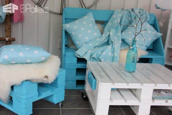 Winter Garden Made from Repurposed Pallets Lounges & Garden Sets Pallet Terraces & Pallet Patios Winter Garden Made from Repurposed Pallets Lounges & Garden Sets Pallet Terraces & Pallet Patios