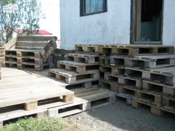 Terrace Made of 163 Recycled Pallets Pallet Terraces & Pallet Patios Terrace Made of 163 Recycled Pallets Pallet Terraces & Pallet Patios