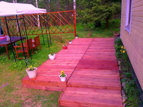 2.4 X 5.60m Terrace Made with 14 Pallets Pallet Terraces & Pallet Patios 2.4 X 5.60m Terrace Made with 14 Pallets Pallet Terraces & Pallet Patios