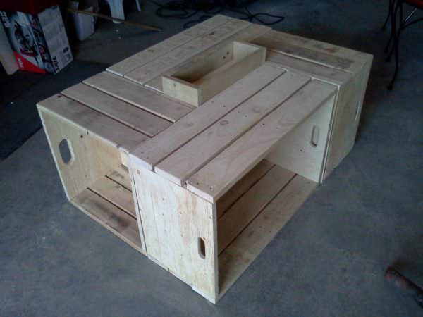 Table Basse Pour Le Salon En Bois De Palettes / Recycled Pallet Wood Coffee Table Pallet Coffee Tables Table Basse Pour Le Salon En Bois De Palettes / Recycled Pallet Wood Coffee Table Pallet Coffee Tables