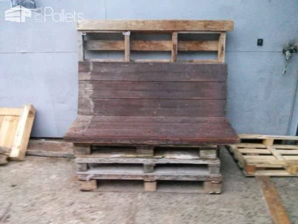 Outdoor Pallet Bench / Banc De Palets Pallet Benches, Pallet Chairs & Stools Outdoor Pallet Bench / Banc De Palets Pallet Benches, Pallet Chairs & Stools