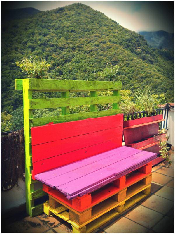 Outdoor Pallet Bench / Banc De Palets Pallet Benches, Pallet Chairs & Stools Outdoor Pallet Bench / Banc De Palets Pallet Benches, Pallet Chairs & Stools