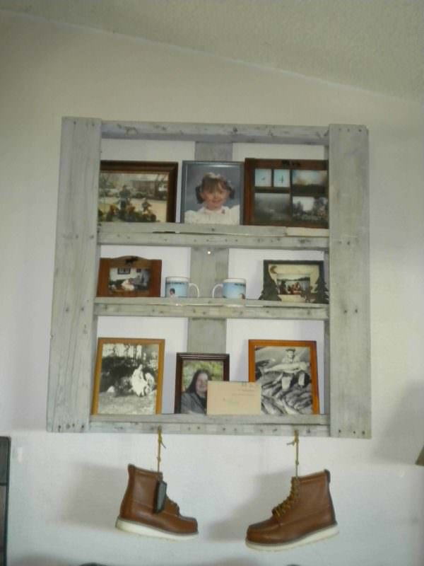 Pallet Pictures Shelf Pallet Shelves & Pallet Coat Hangers 