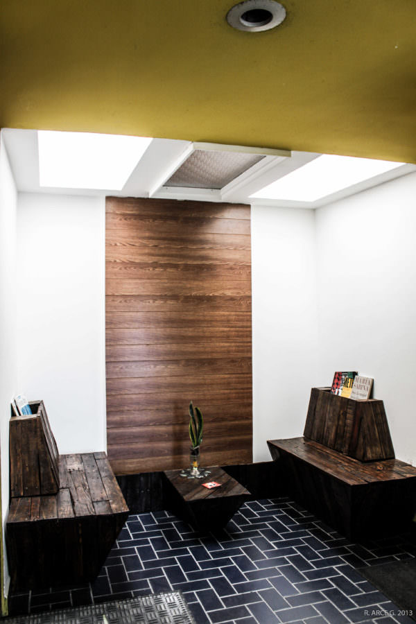 Reception Hall Stilo Creativo with Pallets Pallet Wall Decor & Pallet Painting Reception Hall Stilo Creativo with Pallets Pallet Wall Decor & Pallet Painting