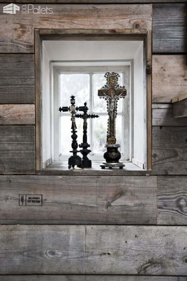 Wall Decoration Made From Pallet Sides Pallet Walls & Pallet Doors Wall Decoration Made From Pallet Sides Pallet Walls & Pallet Doors