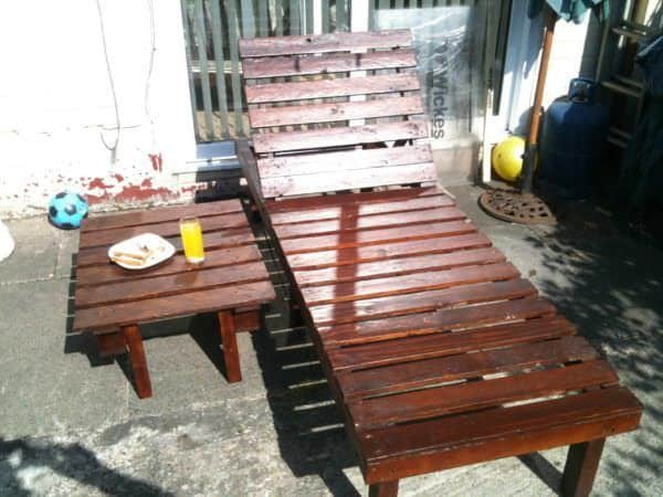 Sun Lounger & Small Table From Discarded Pallets Lounges & Garden Sets Sun Lounger & Small Table From Discarded Pallets Lounges & Garden Sets