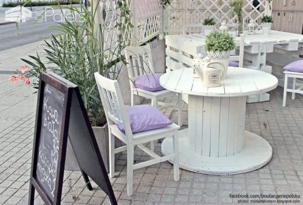 Cafe Garden Made Of Recycled Pallets, Spools & Crates Lounges & Garden Sets Cafe Garden Made Of Recycled Pallets, Spools & Crates Lounges & Garden Sets