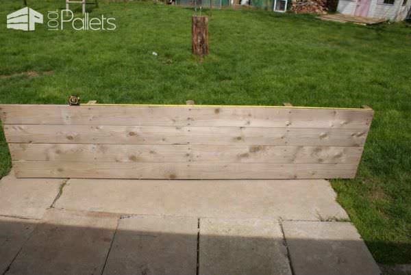 Pallets Bed Headboard / Tête De Lit En Palettes Pallet Beds, Pallet Headboards & Frames Pallets Bed Headboard / Tête De Lit En Palettes Pallet Beds, Pallet Headboards & Frames