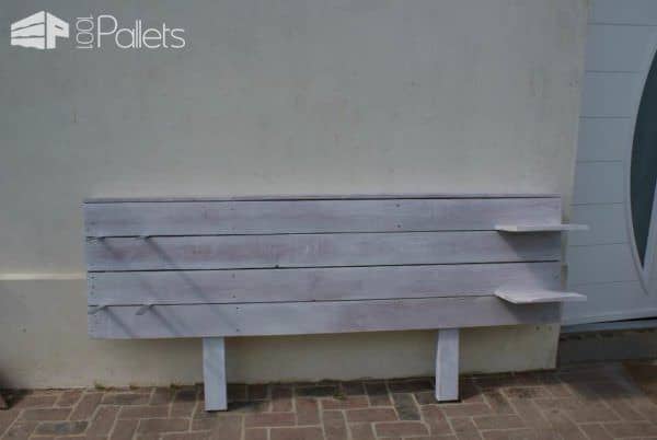 Pallets Bed Headboard / Tête De Lit En Palettes Pallet Beds, Pallet Headboards & Frames Pallets Bed Headboard / Tête De Lit En Palettes Pallet Beds, Pallet Headboards & Frames