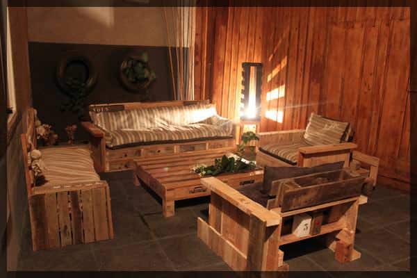 Pallets Summer Corner Pallet Benches, Pallet Chairs & Stools Pallet Desks & Pallet Tables Pallet Sofas & Couches Pallets Summer Corner Pallet Benches, Pallet Chairs & Stools Pallet Desks & Pallet Tables Pallet Sofas & Couches