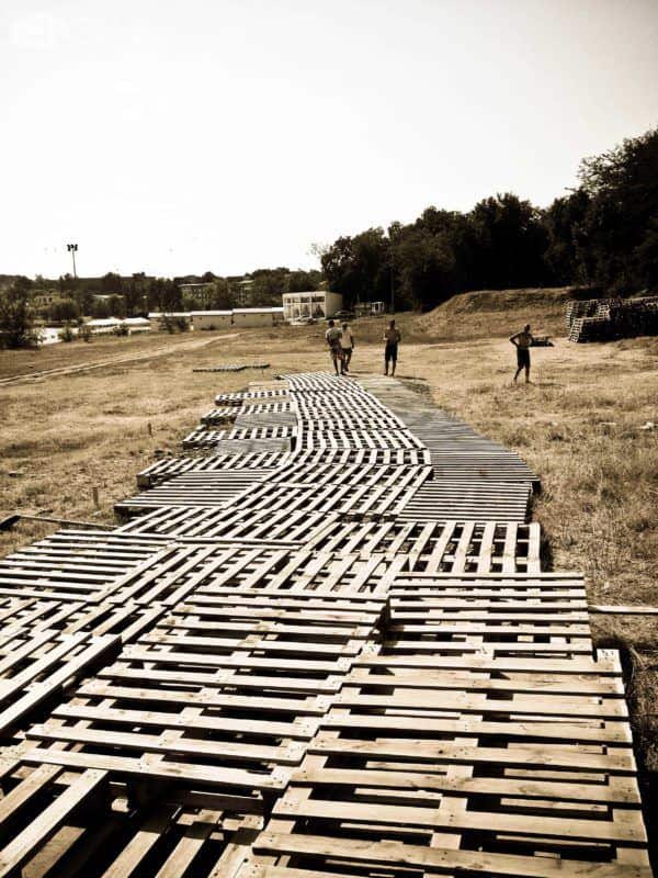 Picnic Park Made Out Of 600 Repurposed Pallets Pallet Terraces & Pallet Patios Picnic Park Made Out Of 600 Repurposed Pallets Pallet Terraces & Pallet Patios