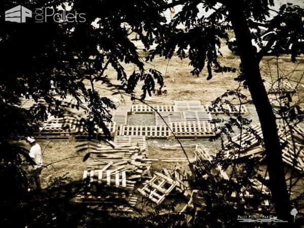 Picnic Park Made Out Of 600 Repurposed Pallets Pallet Terraces & Pallet Patios Picnic Park Made Out Of 600 Repurposed Pallets Pallet Terraces & Pallet Patios
