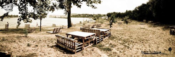 Picnic Park Made Out Of 600 Repurposed Pallets Pallet Terraces & Pallet Patios 