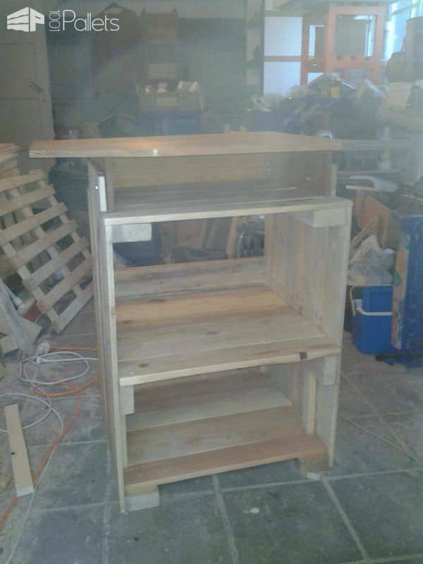 Table à Langer En Palettes / Baby Pallet Changing Table Pallet Desks & Pallet Tables Table à Langer En Palettes / Baby Pallet Changing Table Pallet Desks & Pallet Tables