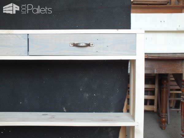 Une Console En Bois De Palette / Wooden Pallet Console Pallet Cabinets & Wardrobes Une Console En Bois De Palette / Wooden Pallet Console Pallet Cabinets & Wardrobes