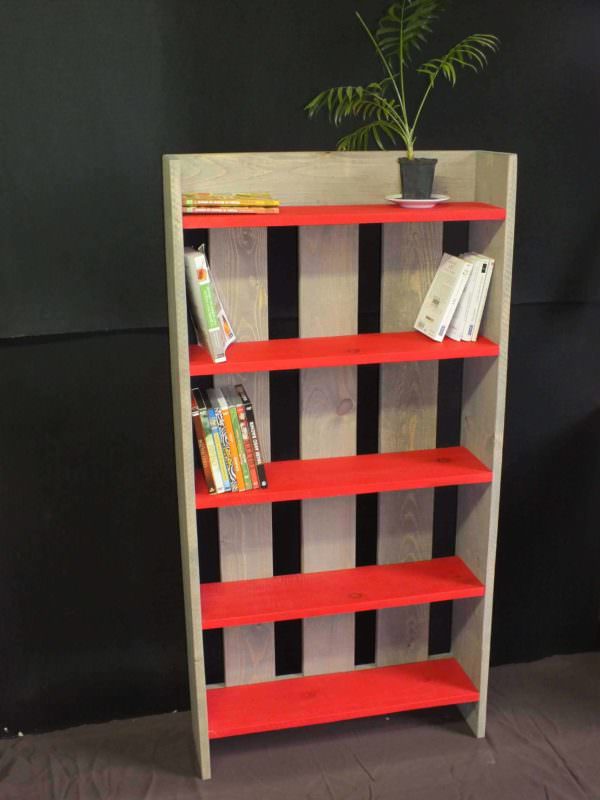 Wooden Pallet Shelf / Bibliothèque Etagère En Bois De Palette Pallet Bookcases & Bookshelves Wooden Pallet Shelf / Bibliothèque Etagère En Bois De Palette Pallet Bookcases & Bookshelves