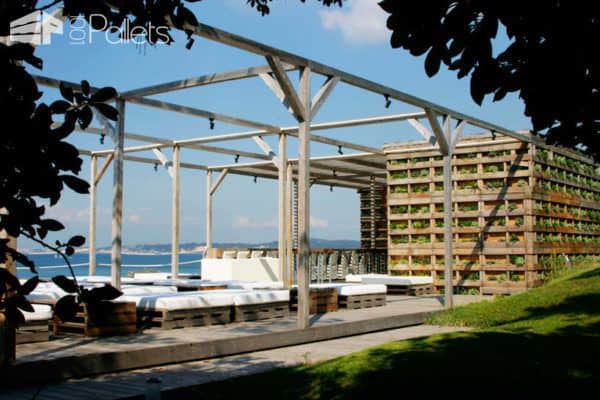 Caban Beach House: When Pallets Meets Design Pallet Store, Bar & Restaurant Decorations Caban Beach House: When Pallets Meets Design Pallet Store, Bar & Restaurant Decorations