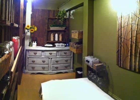 Pallet Room Pallet Walls & Pallet Doors 