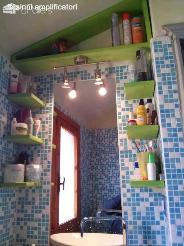 Pallet Bathroom Furniture Pallet Shelves & Pallet Coat Hangers Pallet Bathroom Furniture Pallet Shelves & Pallet Coat Hangers