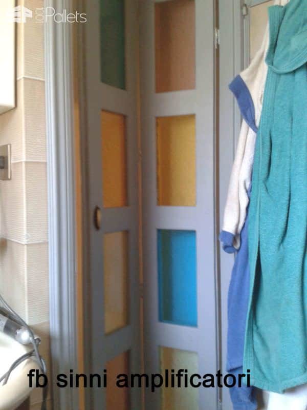 Pallet Bathroom Furniture Pallet Shelves & Pallet Coat Hangers Pallet Bathroom Furniture Pallet Shelves & Pallet Coat Hangers