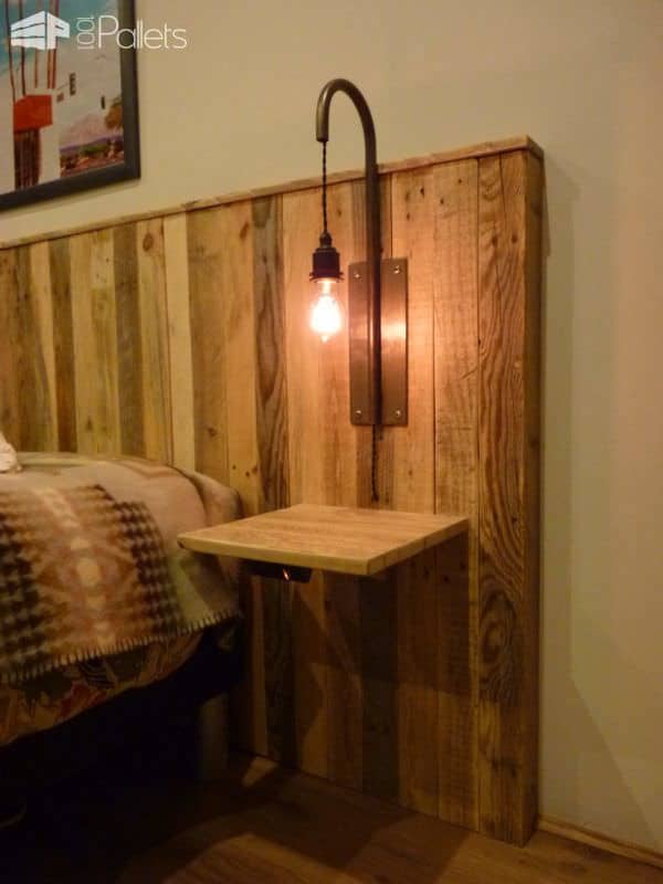 Pallet Bed Headboard With Lights / Tête De Lit En Palettes Et Appliques Pallet Beds, Pallet Headboards & Frames Pallet Bed Headboard With Lights / Tête De Lit En Palettes Et Appliques Pallet Beds, Pallet Headboards & Frames