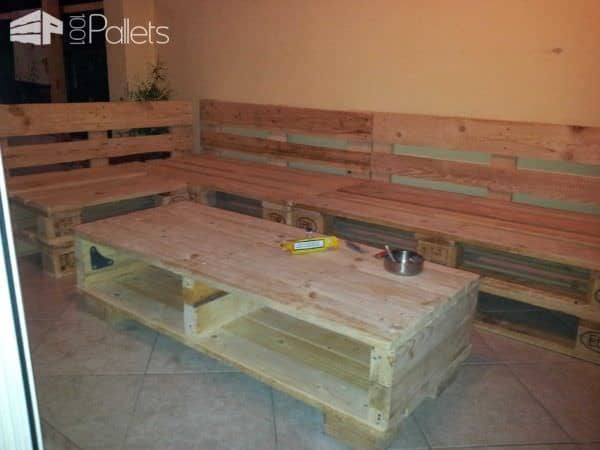 Pallet Works By Zacharias Lounges & Garden Sets Pallet Sheds, Cabins, Huts & Playhouses 