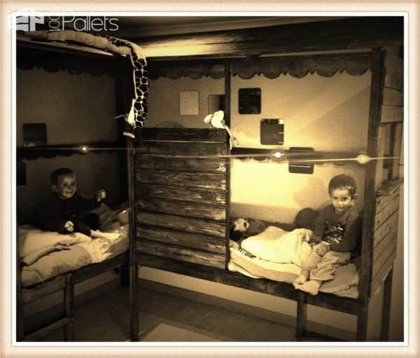 Pallet Twins Beds Fun Pallet Crafts for Kids Pallet Twins Beds Fun Pallet Crafts for Kids
