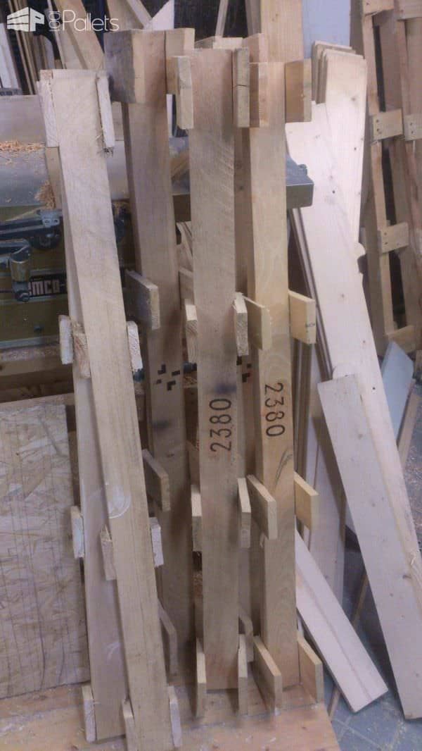 Beech Knife Block From Single-use Pallets Pallet Desks & Pallet Tables Beech Knife Block From Single-use Pallets Pallet Desks & Pallet Tables