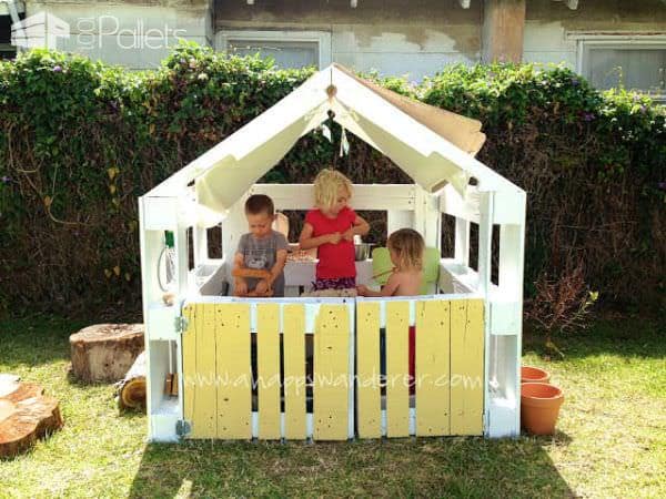 Charming, Inspired Pallet Kids Playhouse Fun Pallet Crafts for Kids Pallet Sheds, Cabins, Huts & Playhouses Charming, Inspired Pallet Kids Playhouse Fun Pallet Crafts for Kids Pallet Sheds, Cabins, Huts & Playhouses