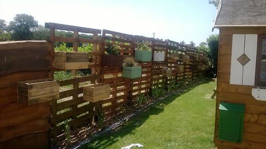 Clôture Et Jardinères En Palettes / Pallets Fence & Planters Pallet Fences Pallet Planters & Compost Bins Clôture Et Jardinères En Palettes / Pallets Fence & Planters Pallet Fences Pallet Planters & Compost Bins