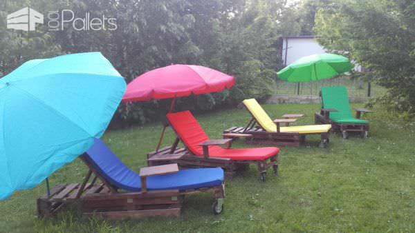 Garden Terrace In An Office Building Lounges & Garden Sets Pallet Benches, Pallet Chairs & Stools Garden Terrace In An Office Building Lounges & Garden Sets Pallet Benches, Pallet Chairs & Stools