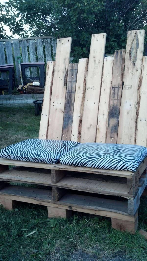 Outdoor Love Seat Pallet Benches, Pallet Chairs & Stools Outdoor Love Seat Pallet Benches, Pallet Chairs & Stools