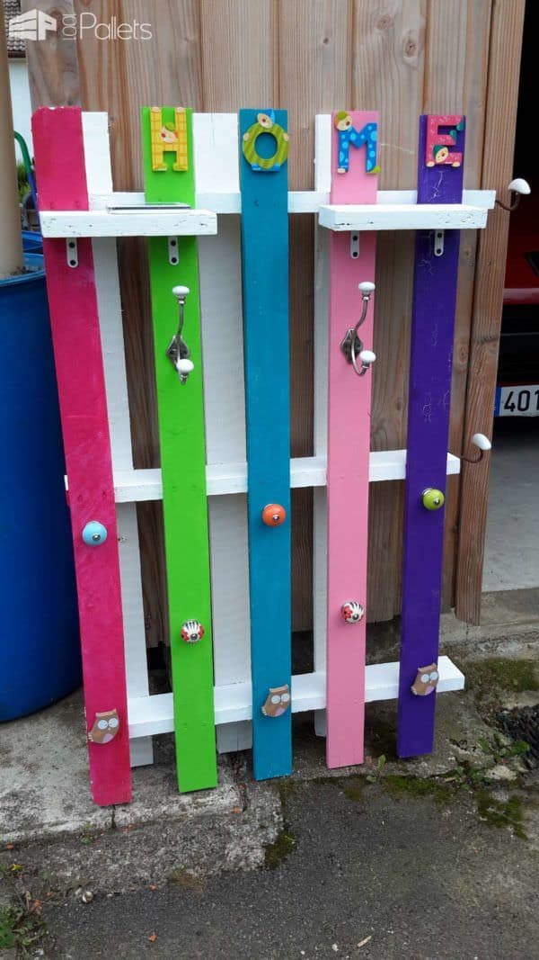 Porte Manteau D’entrée / Pallet Coat Rack Pallet Shelves & Pallet Coat Hangers Porte Manteau D’entrée / Pallet Coat Rack Pallet Shelves & Pallet Coat Hangers