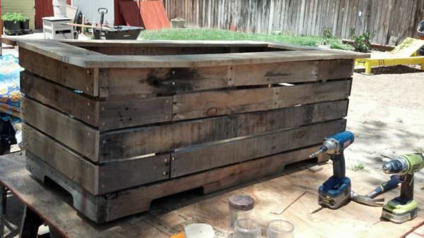 Self-watering Pallet Planter Pallet Planters & Compost Bins Self-watering Pallet Planter Pallet Planters & Compost Bins