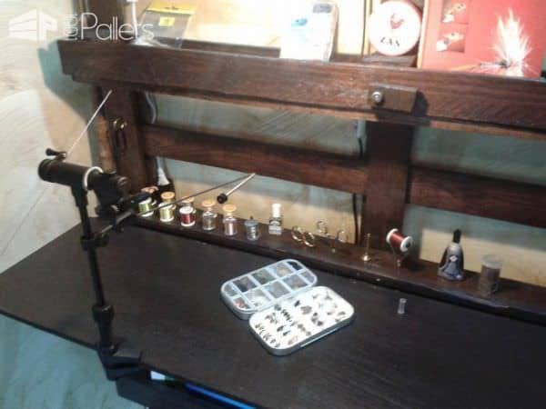 Bureau En Palette / Pallet Folding Desktop Pallet Desks & Pallet Tables Bureau En Palette / Pallet Folding Desktop Pallet Desks & Pallet Tables