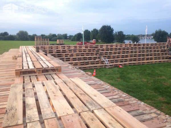 Fire Pit Made Out Of 3000 Wooden Pallets Pallet Floors & Decks Fire Pit Made Out Of 3000 Wooden Pallets Pallet Floors & Decks