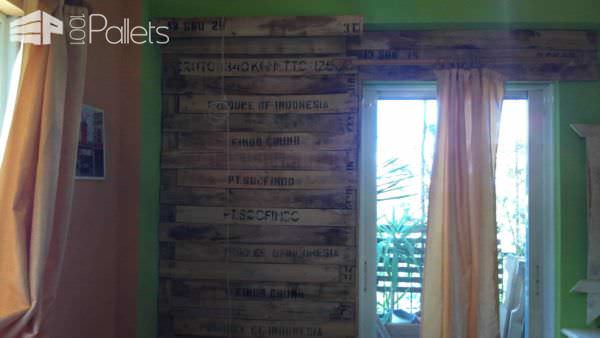 Bedroom Pallet Wall Pallet Walls & Pallet Doors Bedroom Pallet Wall Pallet Walls & Pallet Doors