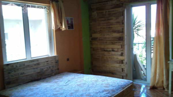 Bedroom Pallet Wall Pallet Walls & Pallet Doors Bedroom Pallet Wall Pallet Walls & Pallet Doors