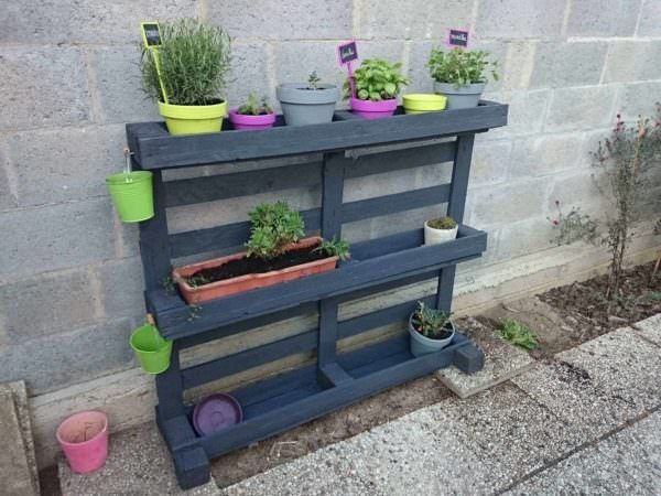 Étagère Pots De Fleurs / Pallet Planter Shelf Pallet Planters & Compost Bins Étagère Pots De Fleurs / Pallet Planter Shelf Pallet Planters & Compost Bins
