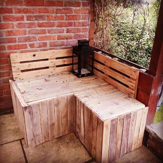 Pallet Corner Seat Pallet Benches, Pallet Chairs & Stools Pallet Corner Seat Pallet Benches, Pallet Chairs & Stools