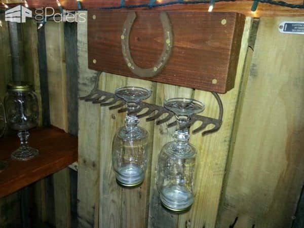 Backyard Pallet Western Themed Bar Pallet Bars Backyard Pallet Western Themed Bar Pallet Bars