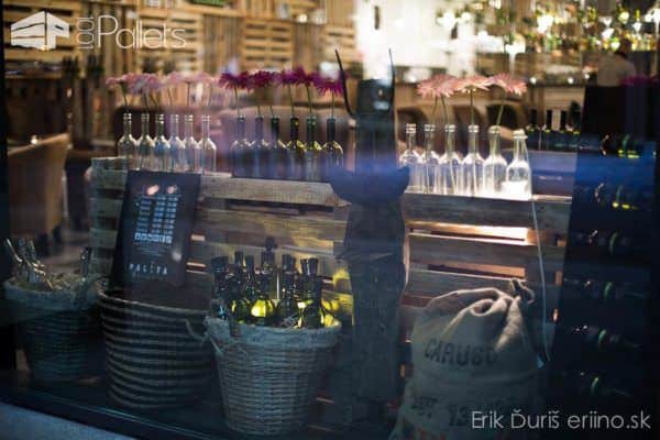 Paleta Cafe & Wine Bar In Slovakia Pallet Store, Bar & Restaurant Decorations Paleta Cafe & Wine Bar In Slovakia Pallet Store, Bar & Restaurant Decorations