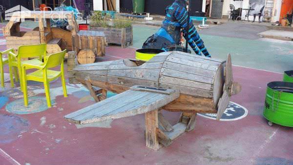 Idées Détournées En Palettes / Playground Made Of Repurposed Pallets Fun Pallet Crafts for Kids Idées Détournées En Palettes / Playground Made Of Repurposed Pallets Fun Pallet Crafts for Kids