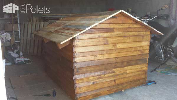 Niche A Chien / A Pallet Dog House Pallet Sheds, Cabins, Huts & Playhouses Niche A Chien / A Pallet Dog House Pallet Sheds, Cabins, Huts & Playhouses