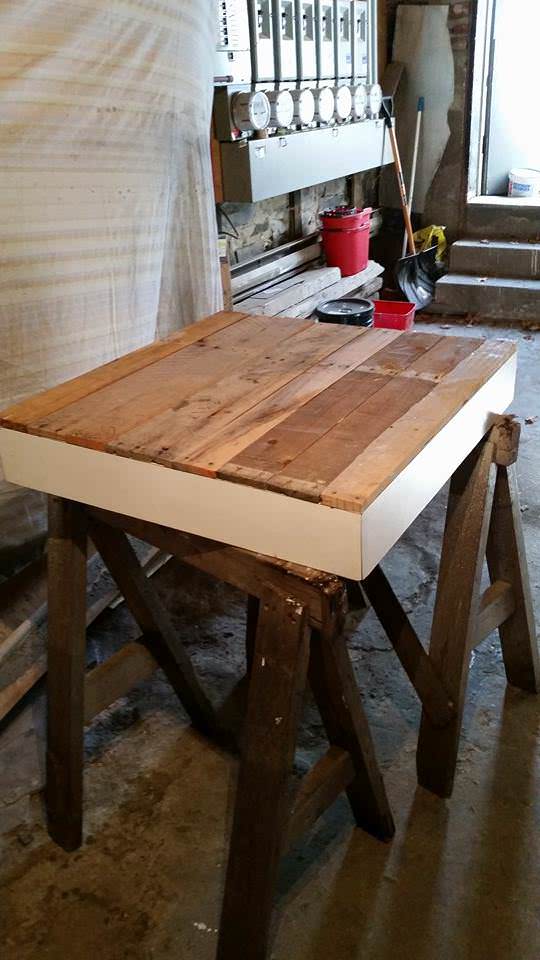 Reclaimed Formica Coffee Table With Pallet Wood Pallet Coffee Tables Reclaimed Formica Coffee Table With Pallet Wood Pallet Coffee Tables